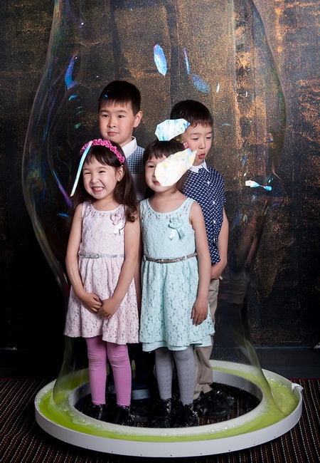 Дети в пузыре